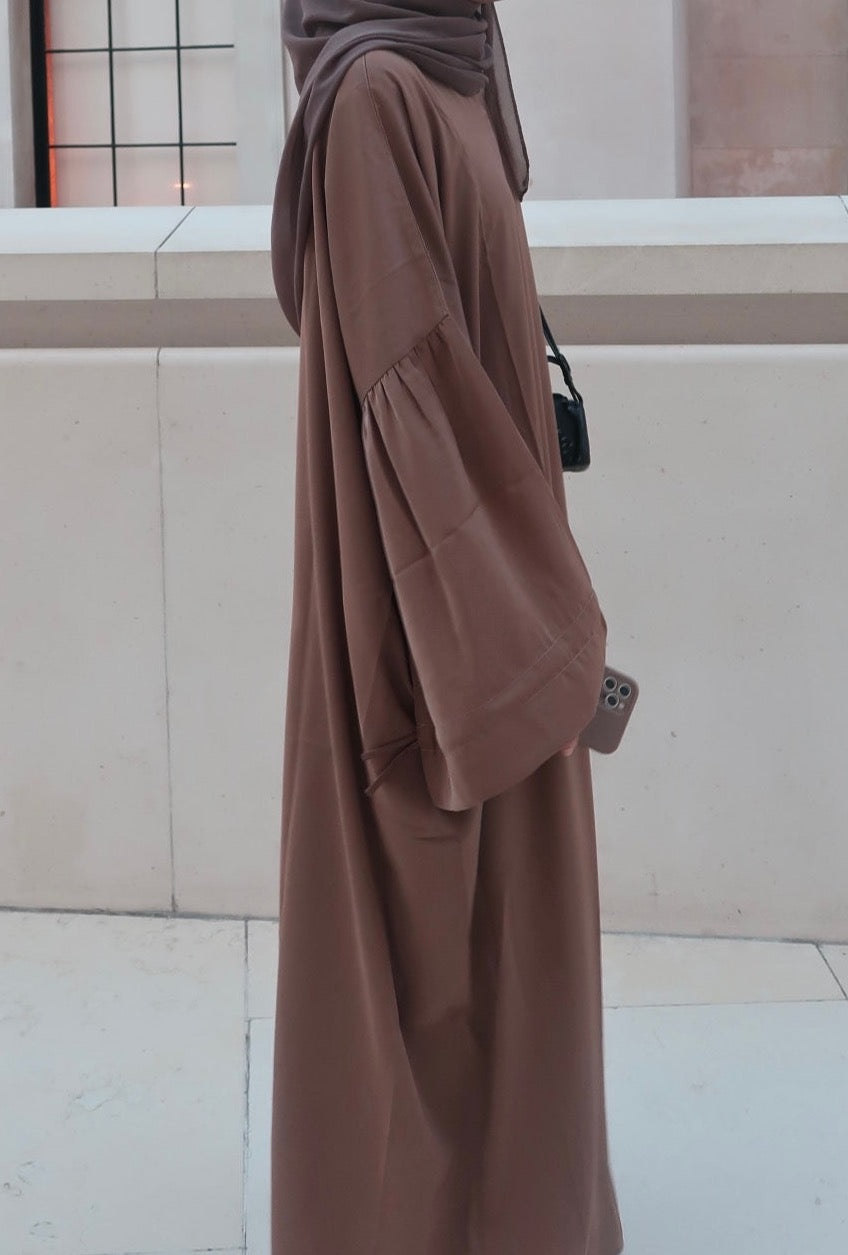 Noor Abaya in Taupe