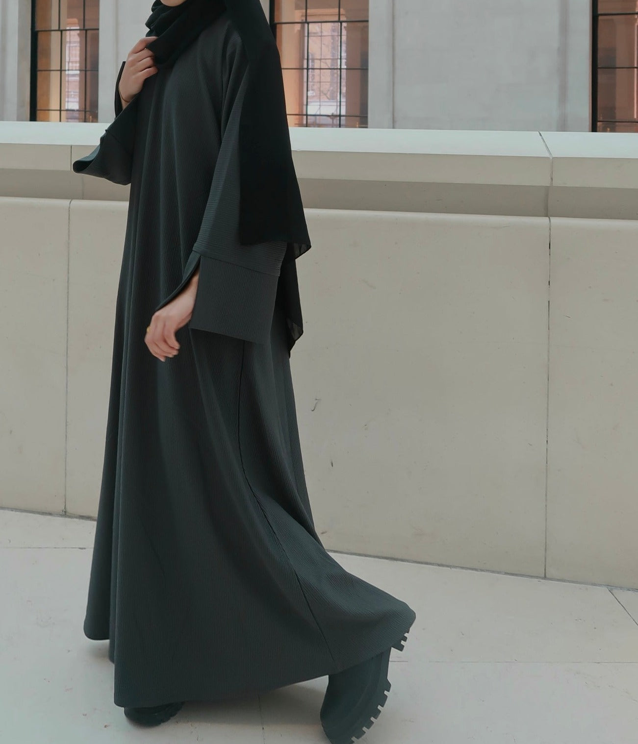 Dark Grey Ribbed Winter Abaya