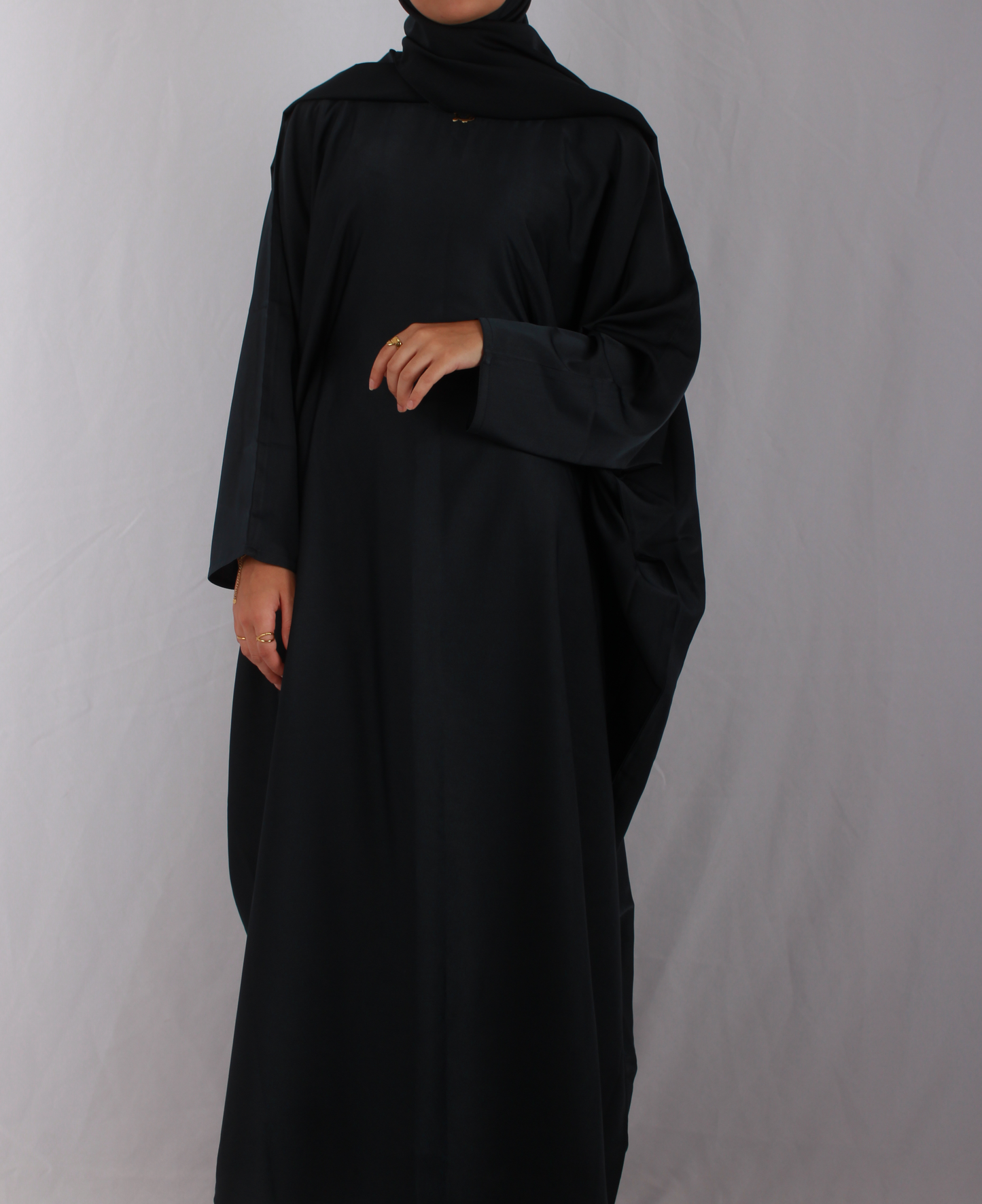 Amirah Abaya in Midnight Blue