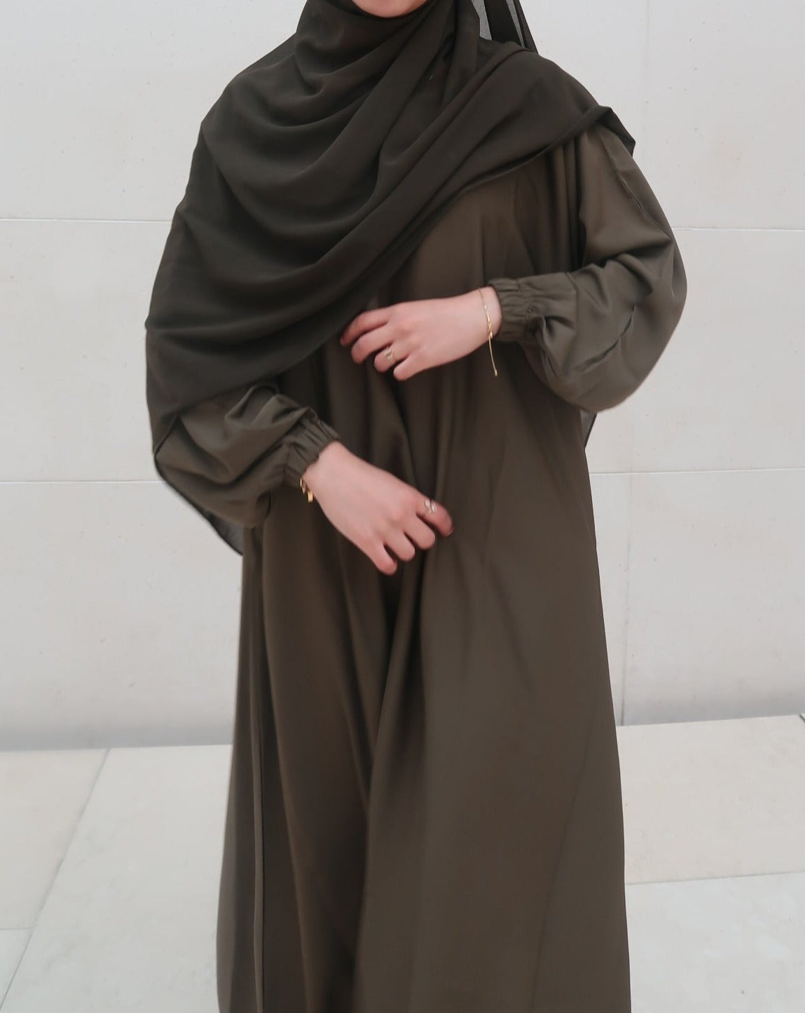 Layla Abaya in Olive green